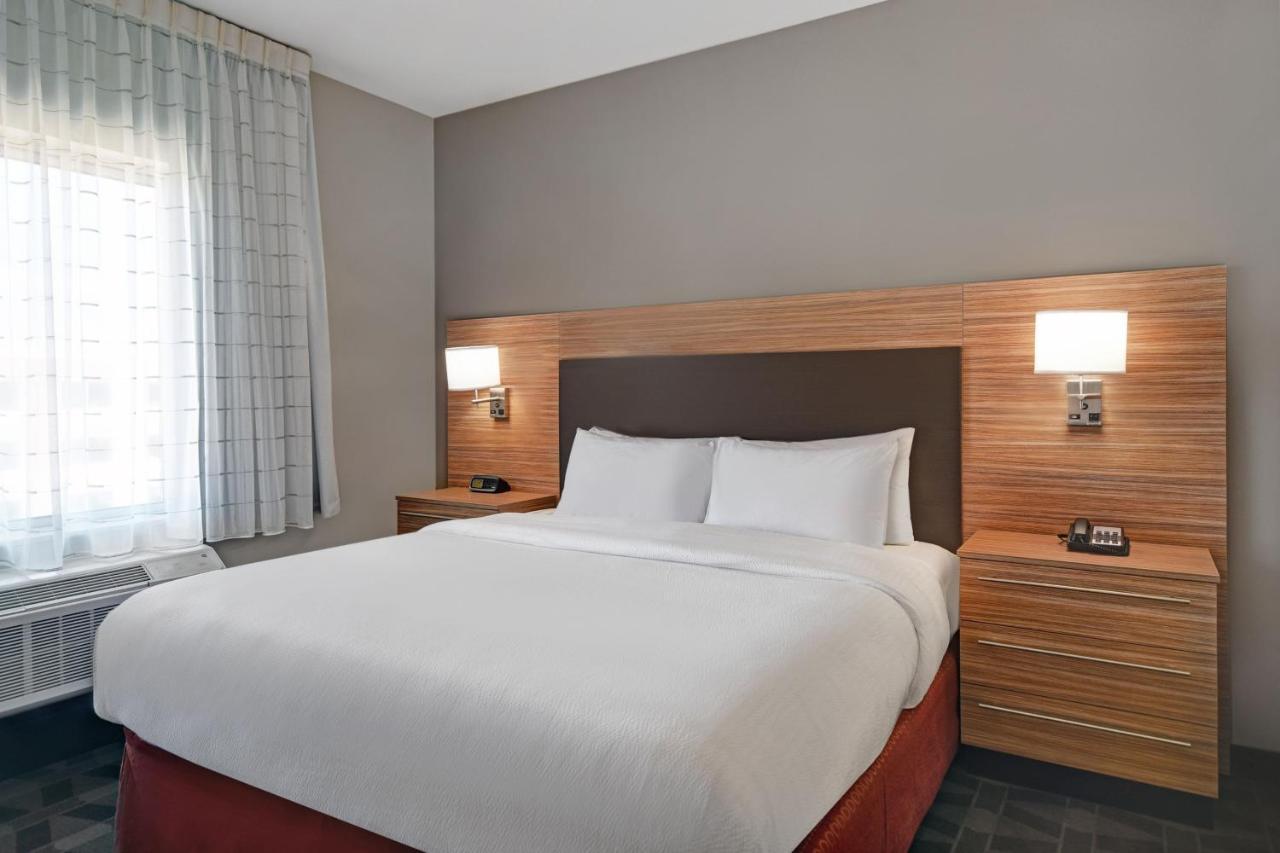 Towneplace Suites By Marriott Grand Rapids Wyoming Eksteriør billede